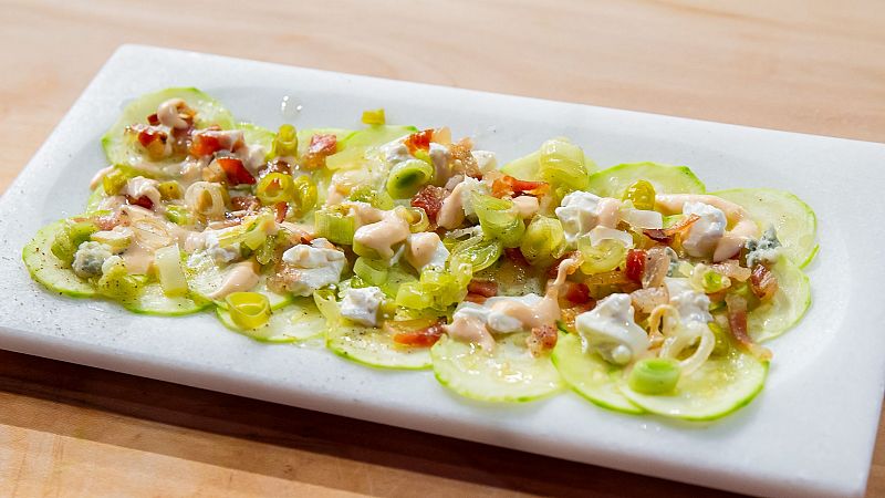 Receta de carpaccio de calabacn con gorgonzola y pepinillo de Ana en MasterChef 12+1