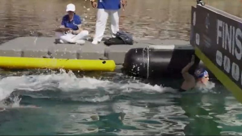 Ángela Martínez se impone en la segunda etapa de la Copa del Mundo de aguas abiertas en Ibiza